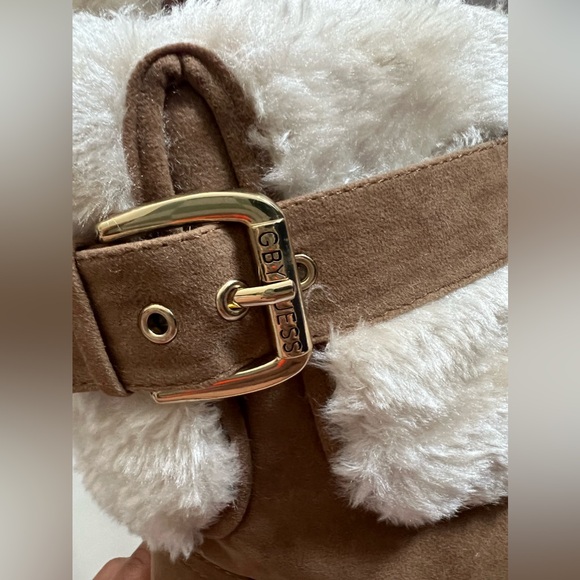 New Guess GGamburr Medium Brown Fabric Boots - Picture 6 of 7